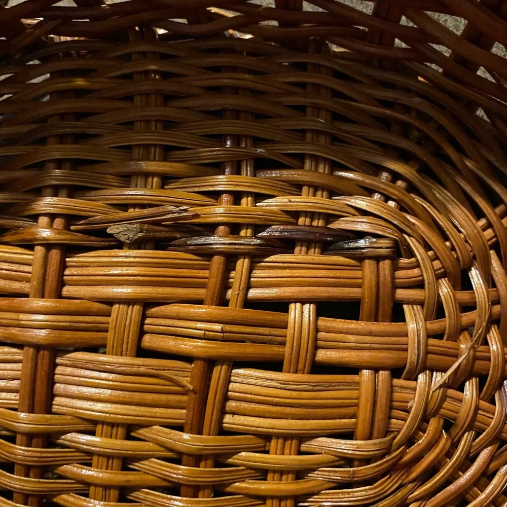 N/A wicker basket